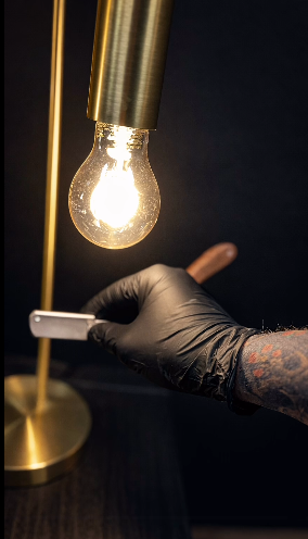 Lâmina sob a luz